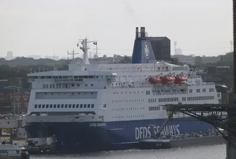 KING SEAWAYS Ro-Ro IMO 8502406 photo 3