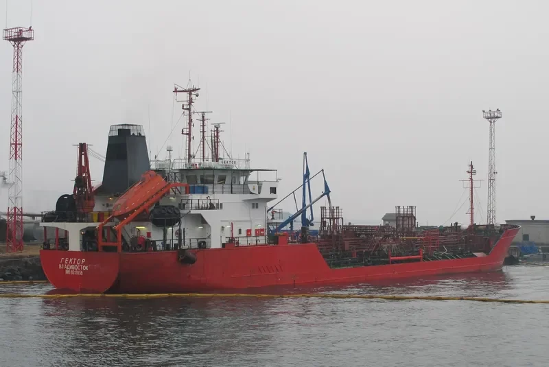 GEKTOR Tanker IMO 8513156 photo 2