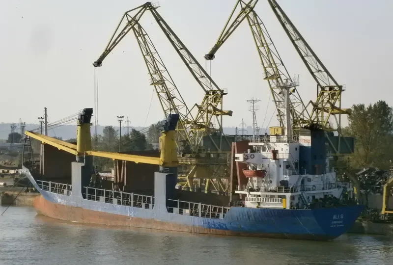 ALI S General Cargo IMO 8520991 photo 6