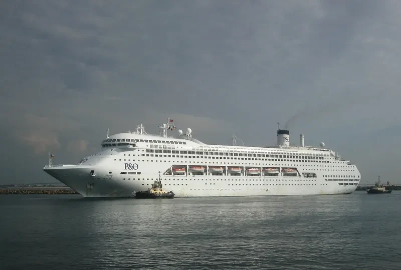 KARNIKA Passenger Ship IMO 8521220 photo 6