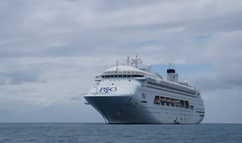 KARNIKA Passenger Ship IMO 8521220 photo 9