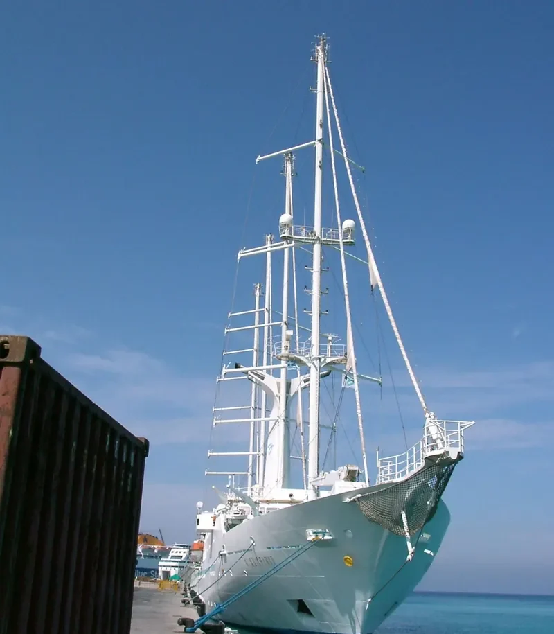WIND SPIRIT Passenger Ship IMO 8603509 photo 3
