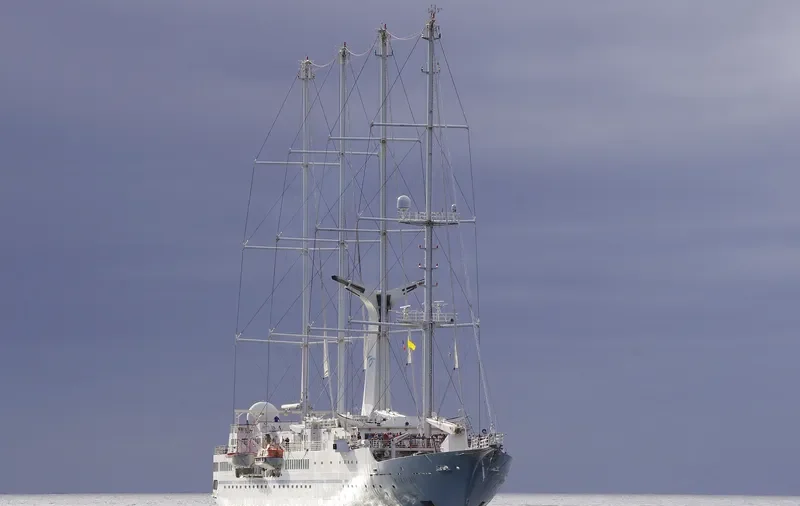 WIND SPIRIT Passenger Ship IMO 8603509 photo 9