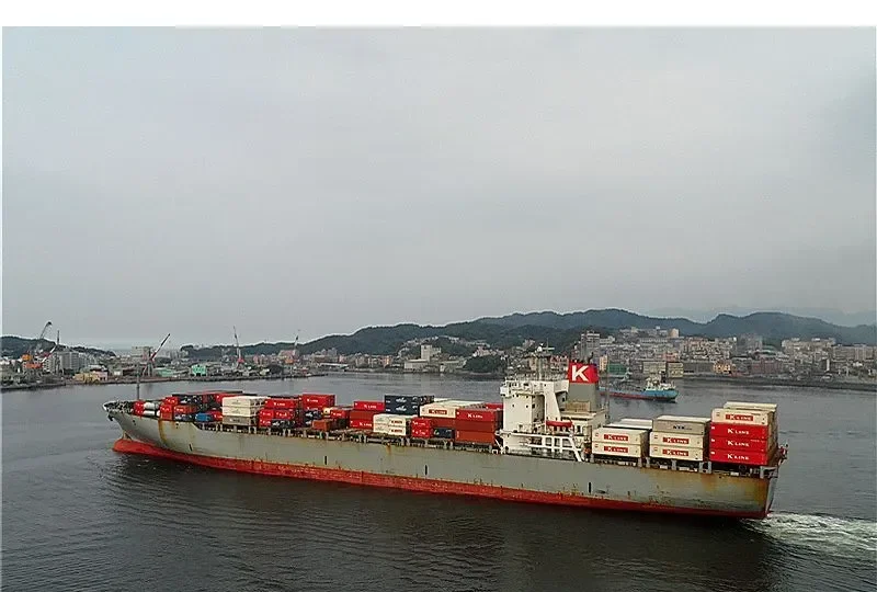 MANHATTAN BRIDGE Container Ship IMO 8604292 photo 9