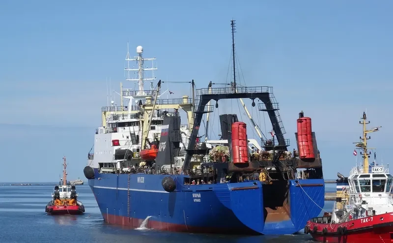 YANTARNYY General Cargo IMO 8607232 photo 9