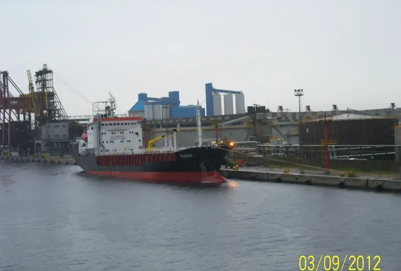 SEA PRINCESS Tanker IMO 8607634 photo 3