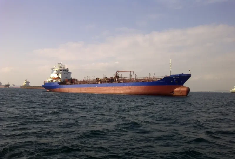 BAY PEARL Tanker IMO 8610423 photo 9