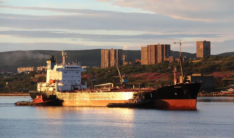 KHATANGA Tanker IMO 8610887 photo 7