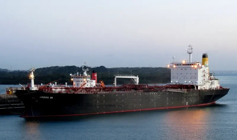 LINDOIA BR Tanker IMO 8617093 photo 9