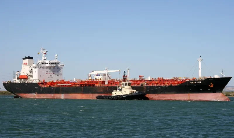 THERESA PELINTUNG Tanker IMO 8618231 photo 8