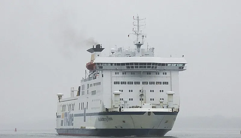 HUCKLEBERRY FINN Ro-Ro IMO 8618358 photo 5