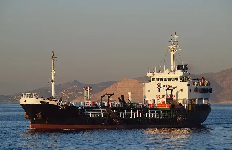 G DONA I Tanker IMO 8619285 photo 3