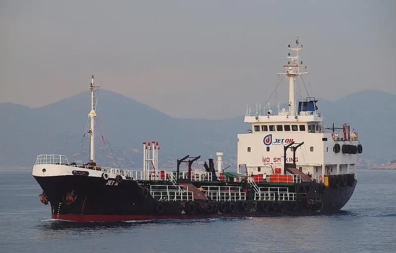 G DONA I Tanker IMO 8619285 photo 6