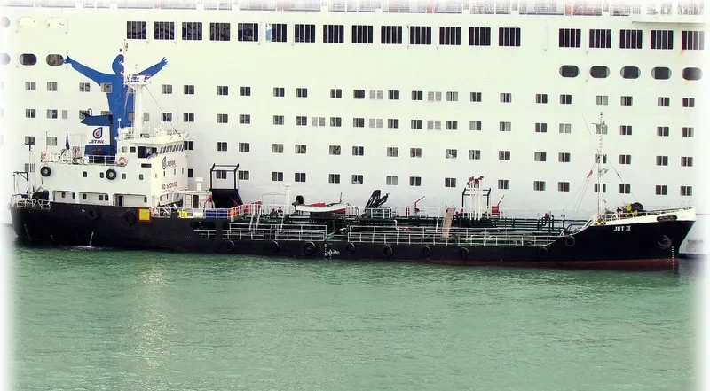 G DONA I Tanker IMO 8619285 photo 9