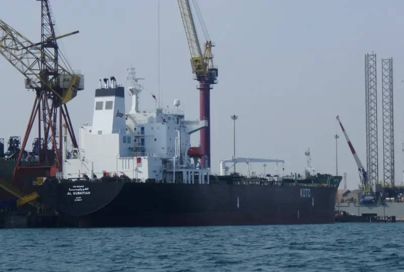 IGBINOSA Tanker IMO 8619429 photo 2