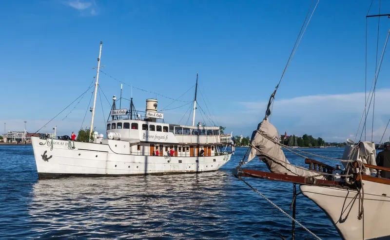 NIKOLAI II Passenger Ship IMO 8634560 photo 4