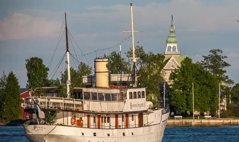 NIKOLAI II Passenger Ship IMO 8634560 photo 5