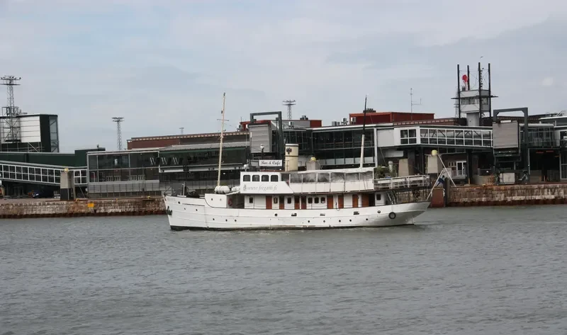 NIKOLAI II Passenger Ship IMO 8634560 photo 10
