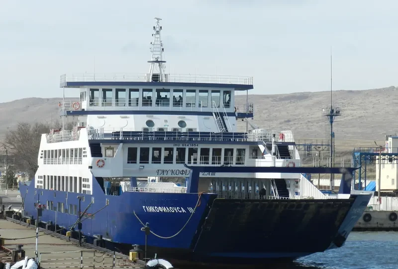 UGLJAN Ro-Ro IMO 8647854 photo 2