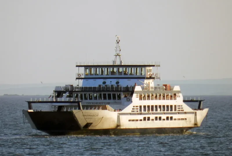 UGLJAN Ro-Ro IMO 8647854 photo 3