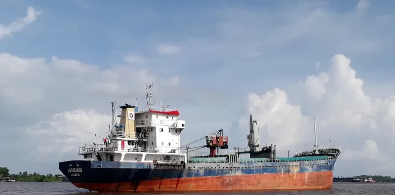 LOTUS UNGU General Cargo IMO 8661769 photo 5