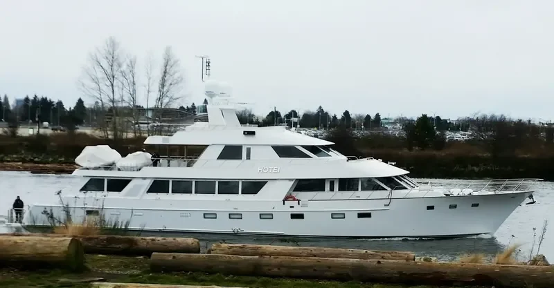 HOTEI Passenger Ship IMO 8663858 photo 4