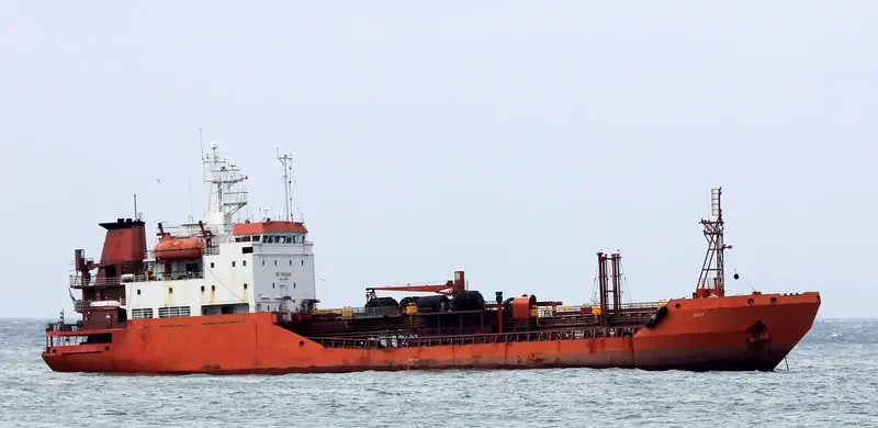 SYLT Tanker IMO 8700137 photo 4