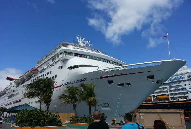 CARNIVAL FANTASY Passenger Ship IMO 8700773 photo 6