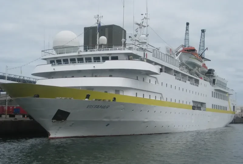 ORIENT QUEEN Passenger Ship IMO 8701193 photo 5