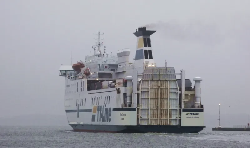 TOM SAWYER Ro-Ro IMO 8703232