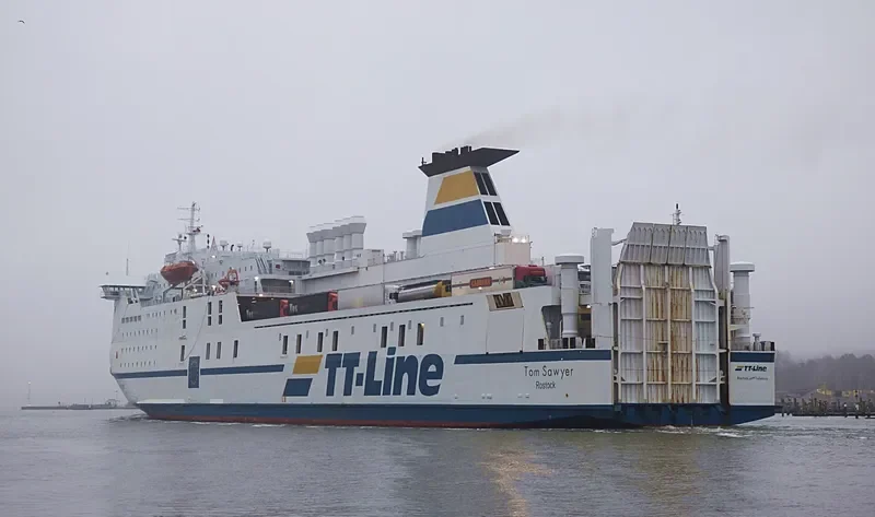 TOM SAWYER Ro-Ro IMO 8703232 photo 2