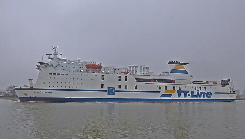 TOM SAWYER Ro-Ro IMO 8703232 photo 3