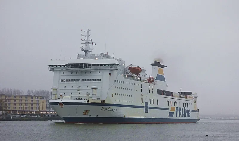 TOM SAWYER Ro-Ro IMO 8703232 photo 4