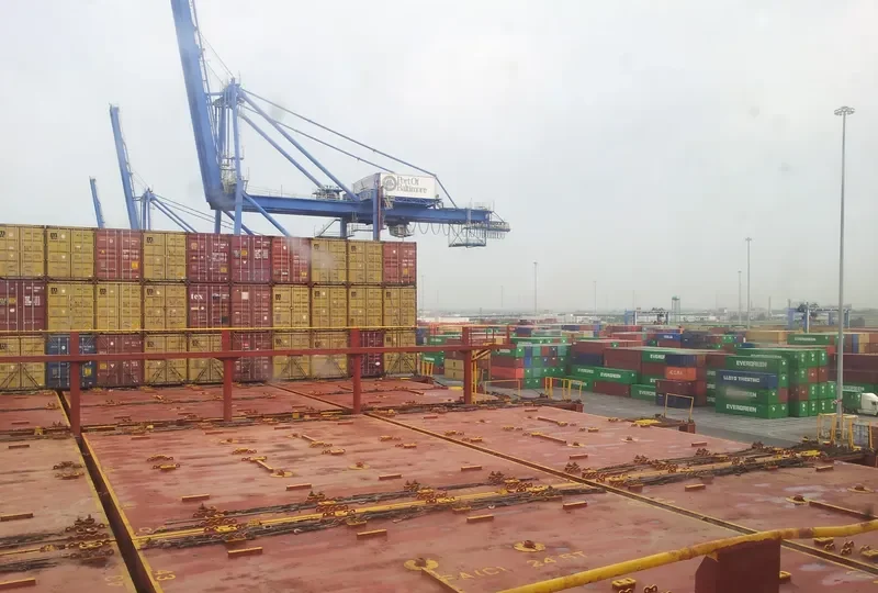 LOTUS Container Ship IMO 8705486 photo 2