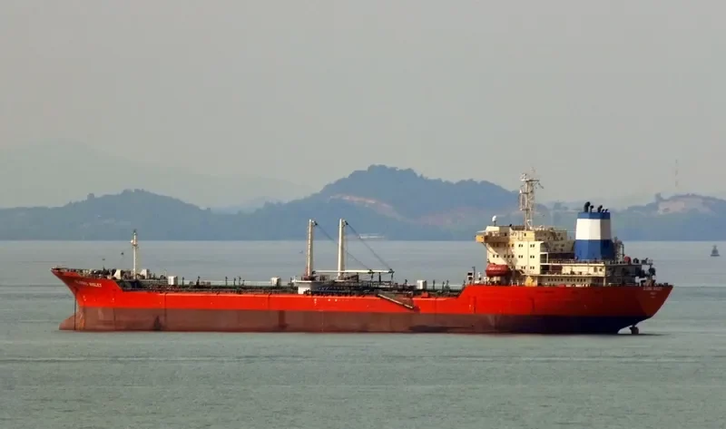 MESSENGER Tanker IMO 8705591 photo 3
