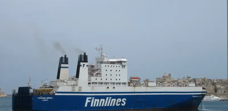 POSEIDON EXPRESS Ro-Ro IMO 8706040 photo 3
