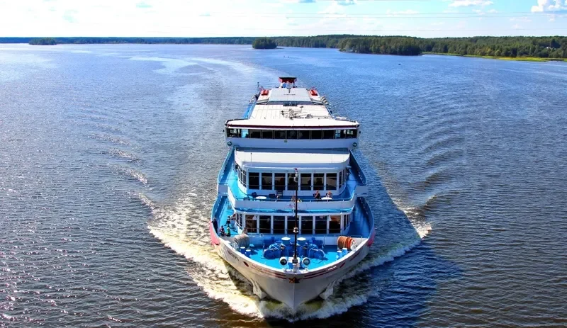 LENIN Passenger Ship IMO 8707678 photo 2