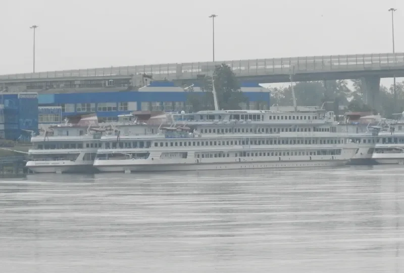 LENIN Passenger Ship IMO 8707678 photo 5