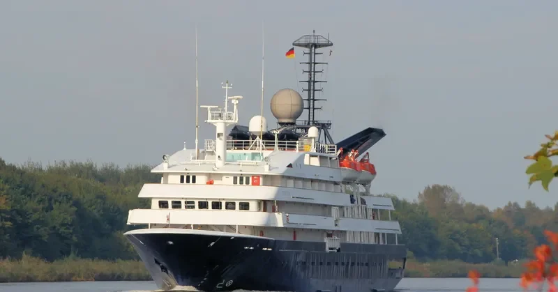 CORINTHIAN Passenger Ship IMO 8708672 photo 4