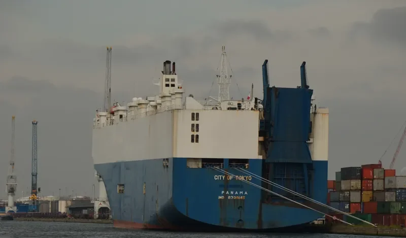 CITY OF TOKYO Ro-Ro IMO 8709145 photo 2