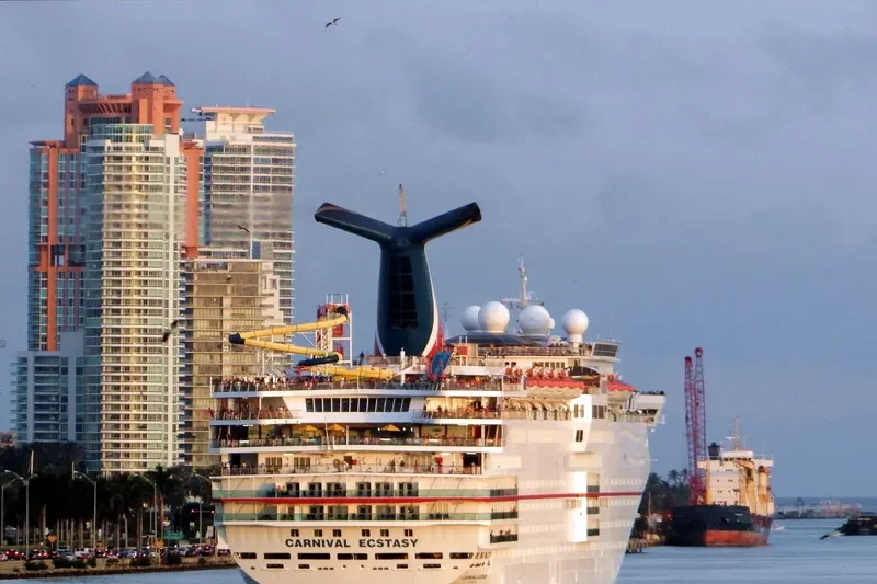 CARNIVAL ECSTASY Passenger Ship IMO 8711344 photo 6