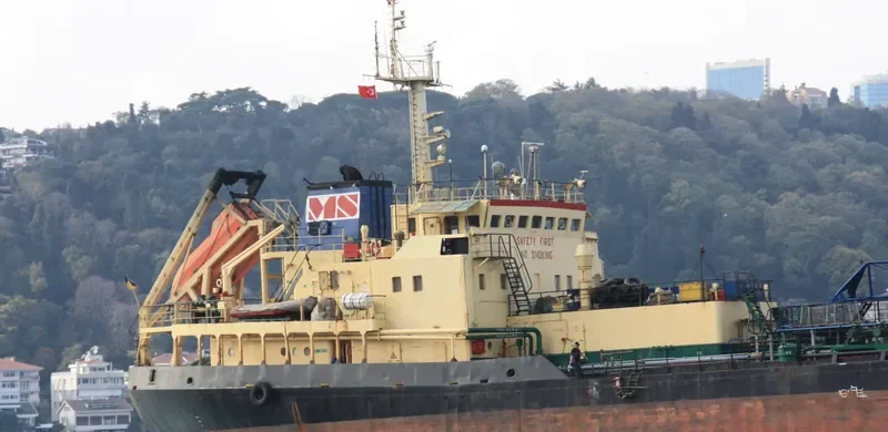 INZHENER VALCHUK Tanker IMO 8711825 photo 5