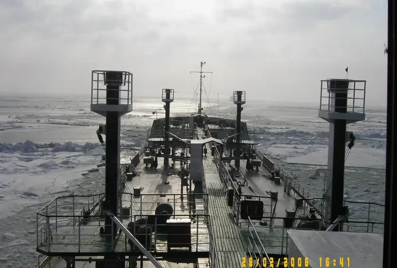 GELIOS Tanker IMO 8711916 photo 7