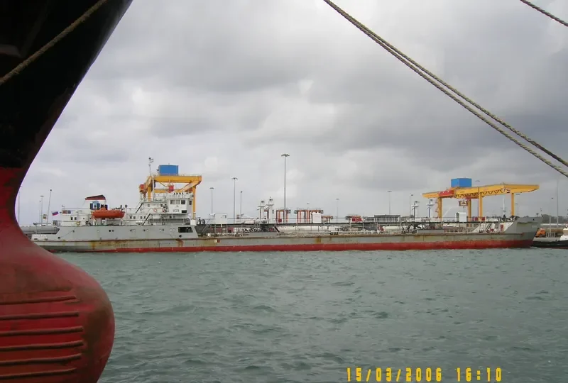 GELIOS Tanker IMO 8711916 photo 9