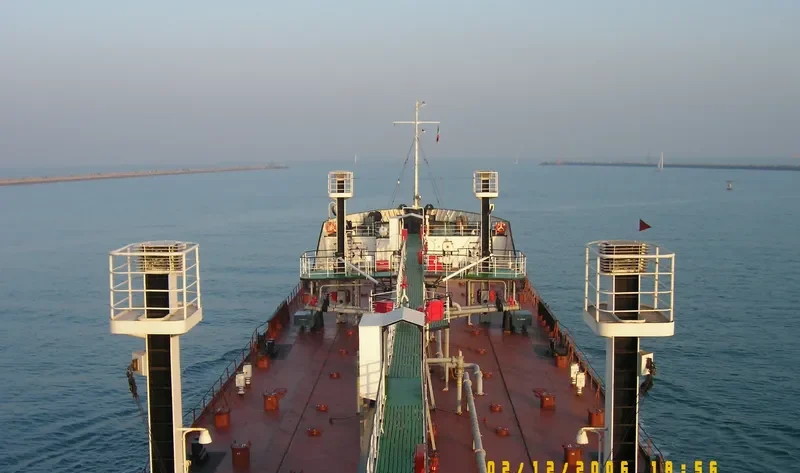 GELIOS Tanker IMO 8711916 photo 10