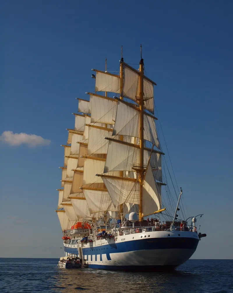 ROYAL CLIPPER Passenger Ship IMO 8712178