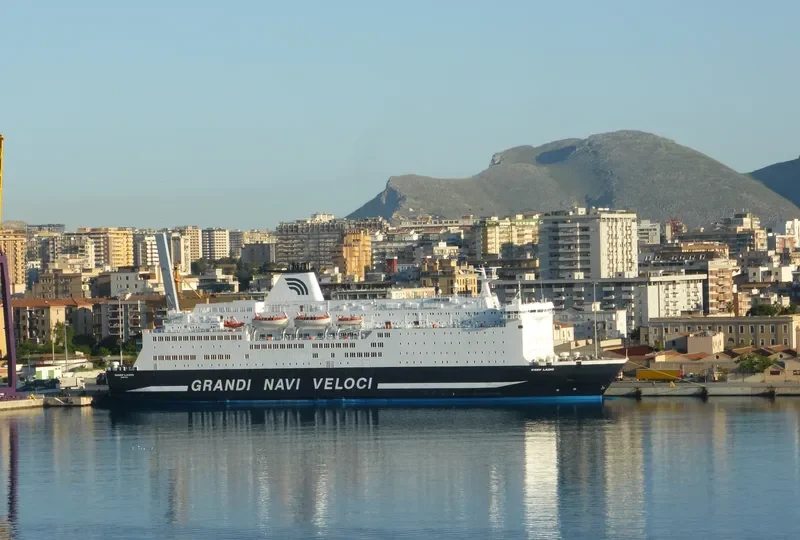 GNV ATLAS Ro-Ro IMO 8712520 photo 10