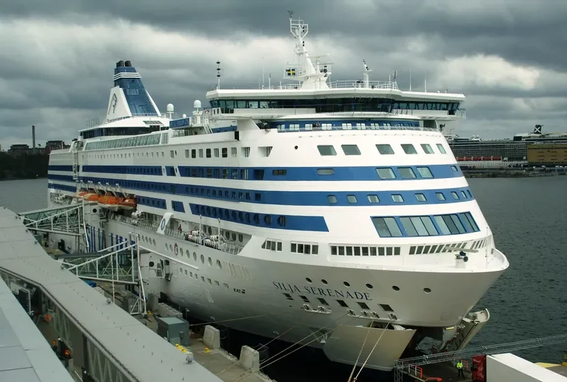 SILJA SERENADE Ro-Ro IMO 8715259 photo 4
