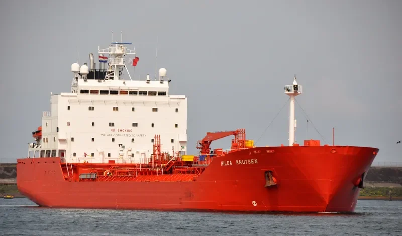 ADVENTURER Tanker IMO 8716863 photo 6
