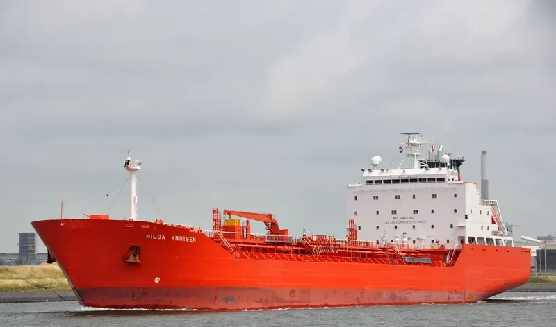 ADVENTURER Tanker IMO 8716863 photo 8